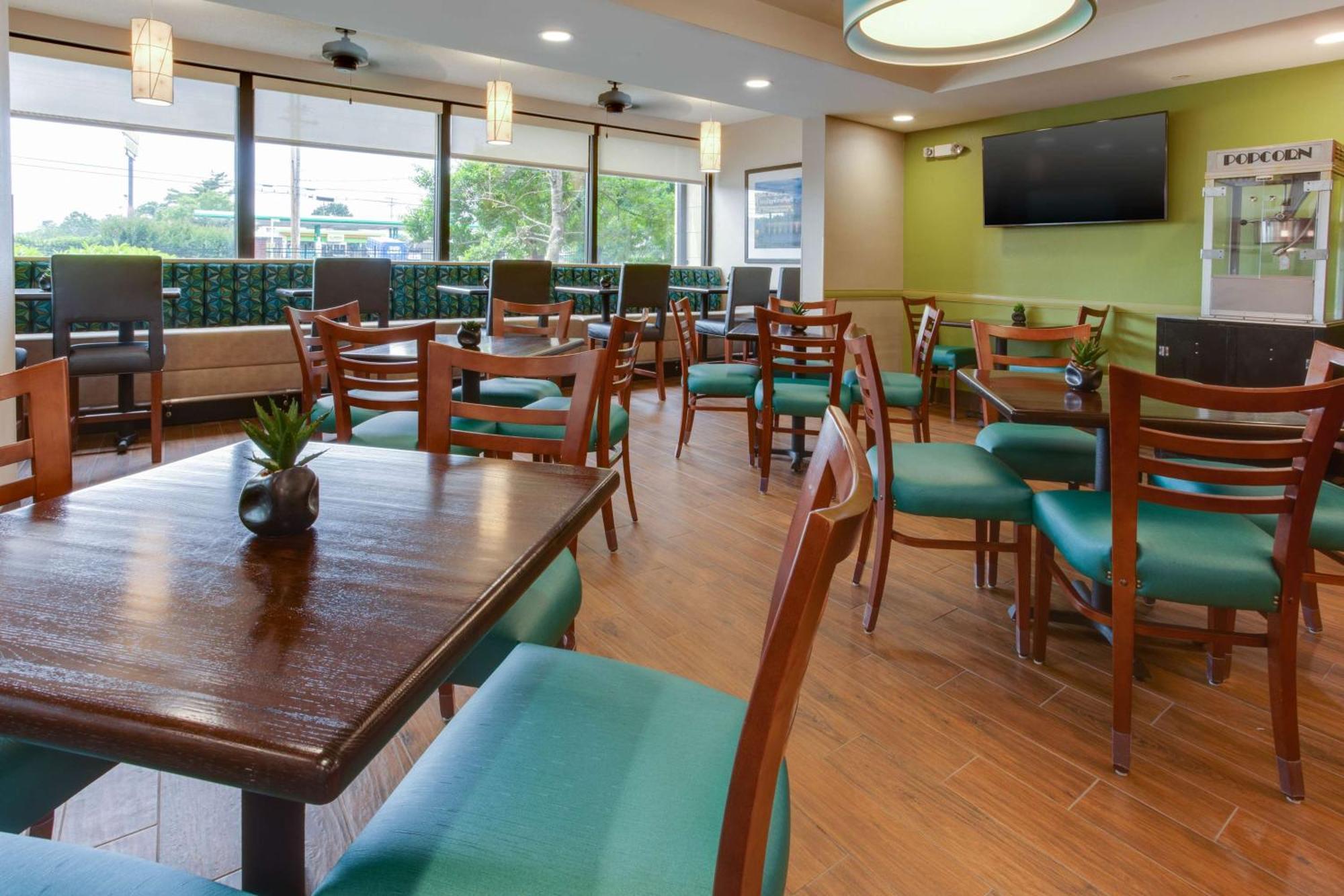 Drury Inn & Suites Nashville Airport Bagian luar foto